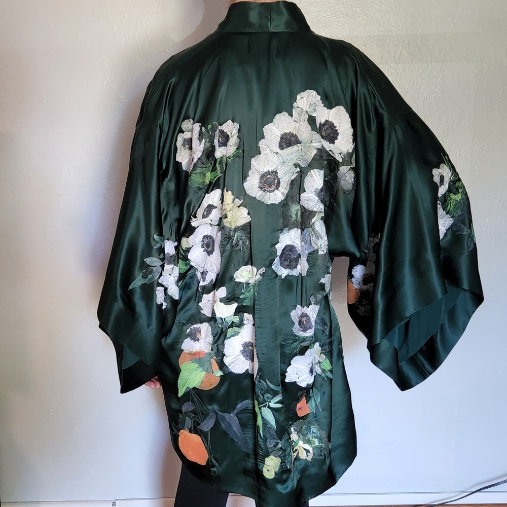 Alice Archer Green Silk Kimono - Picture 9 of 16